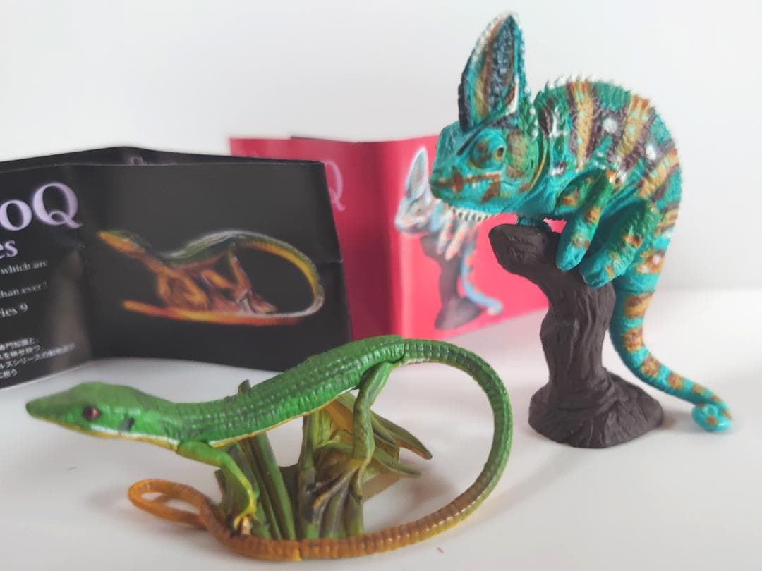 [Unused] Kaiyodo ChocoQ Eboshi Chameleon (Color Changing) & Green Lizard (Female)
