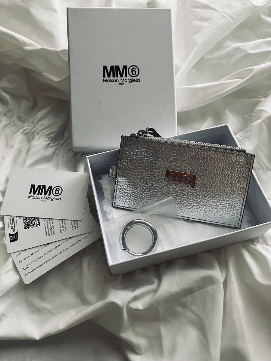 【Unused! With box】MM6 Maison Margiela Fragment Case, Silver, Unisex