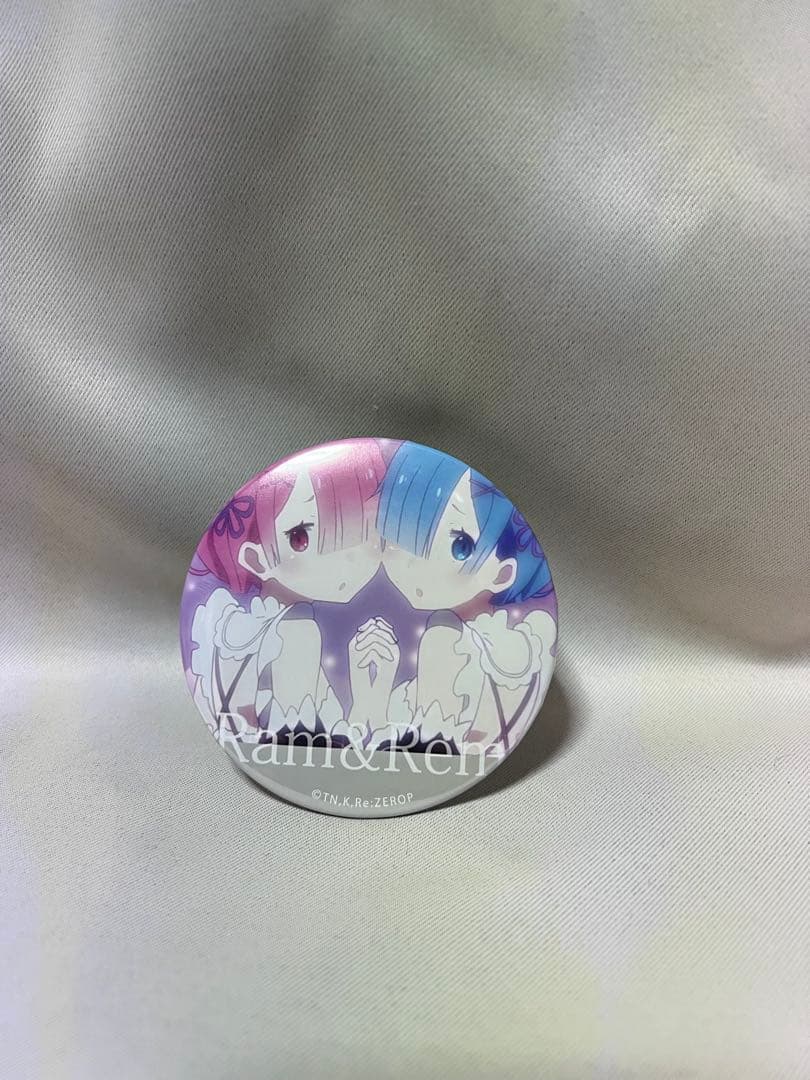 Re:Zero Starting Life in Another World Fukuya Φ 75mm Lam & Rem Can Badge Rare