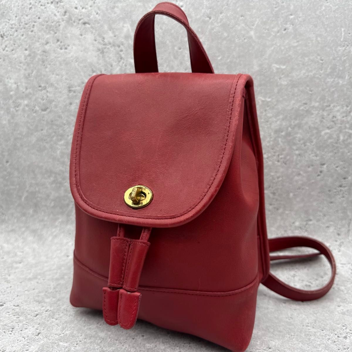 优质 OLD COACH 复古Coach双肩包 Turnlock红色 USA