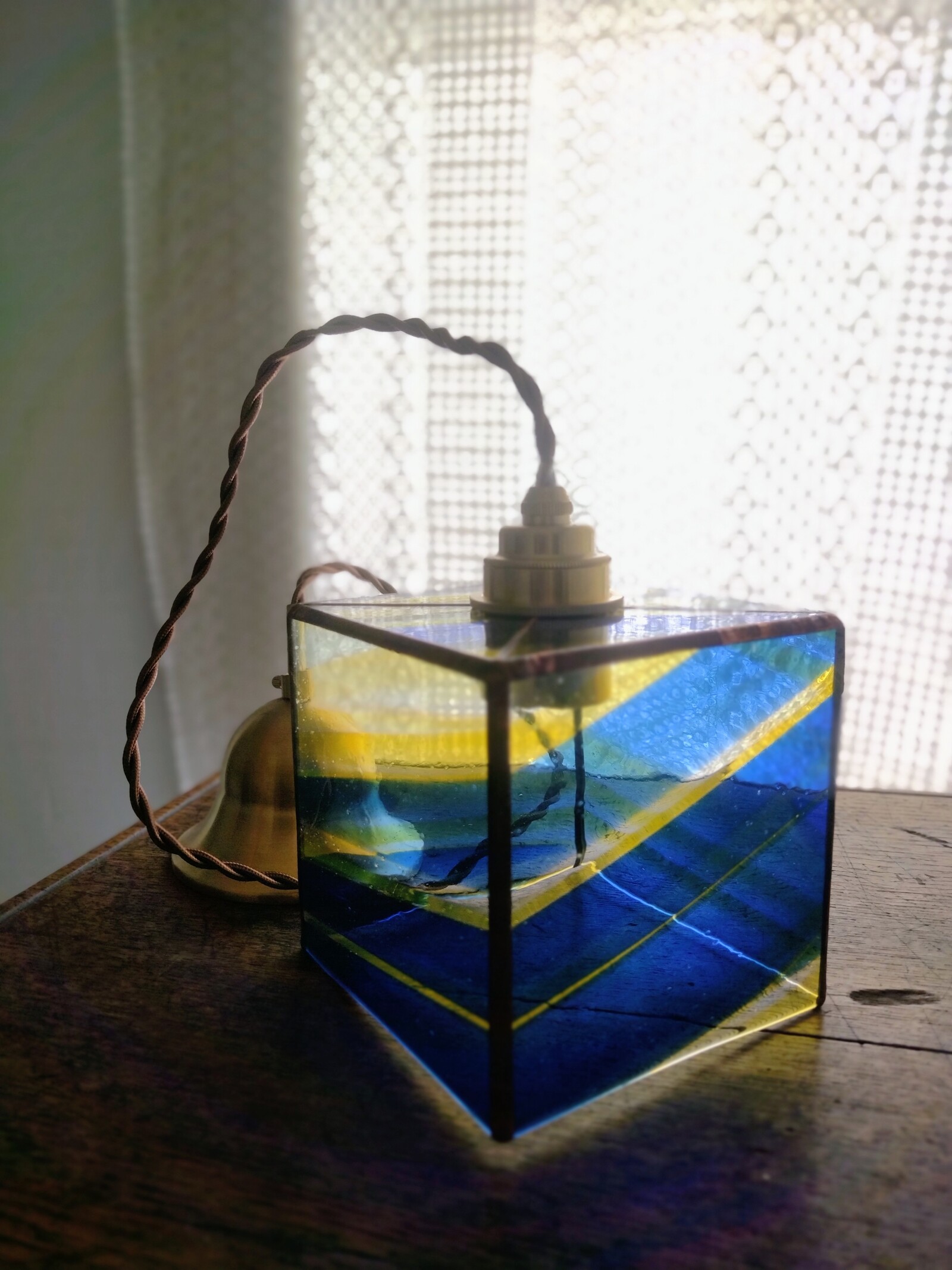 ★吊灯 “EDGE GLASS” Yellow & Blue