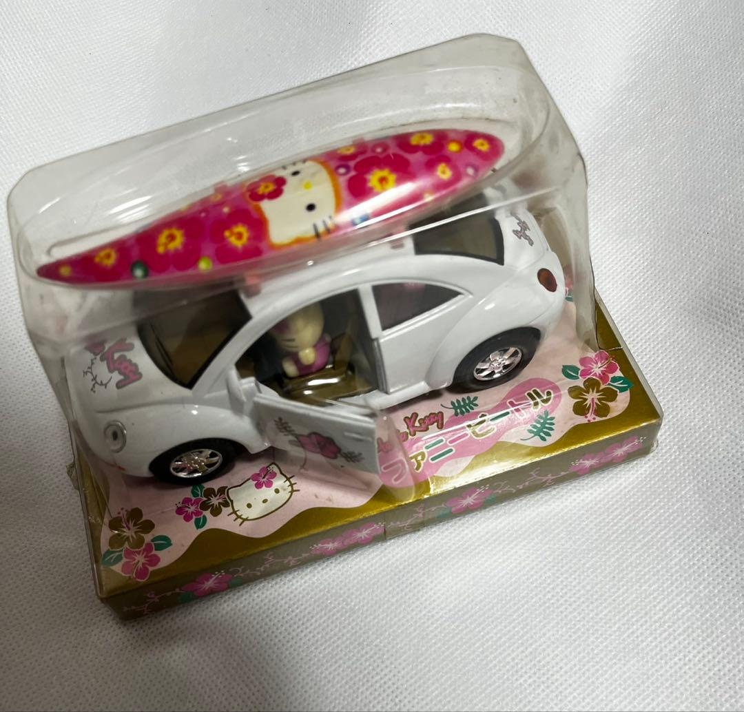 Hello Kitty Funny Beetle Mini Car Retro White