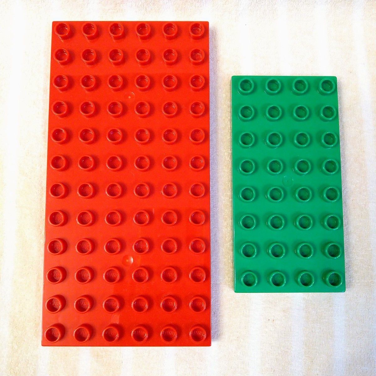 LEGO block底板红6 × 12绿4 × 8基础板基板,LEGO block底板红6 × 12绿4 × 8基础板基板