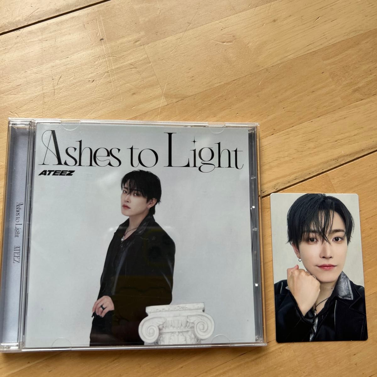 ATEEZ Ashes to Light 个人专辑 洪知秀 附小卡CD