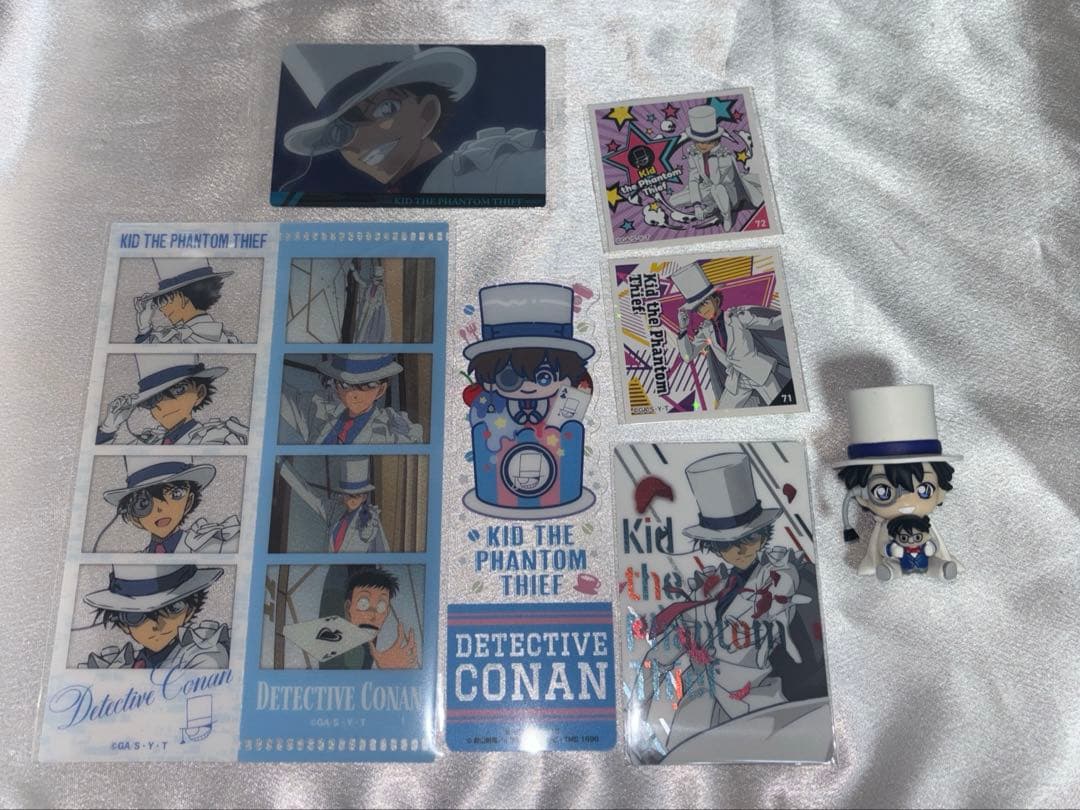 Edogawa Conan Kid the Phantom Thief Bundle Sale Gacha Figures Cards Stickers Bookmarks