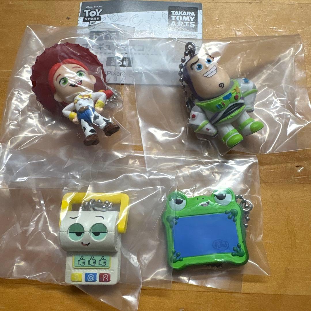 トイストーリー5フィギュアマスコット ガチャ