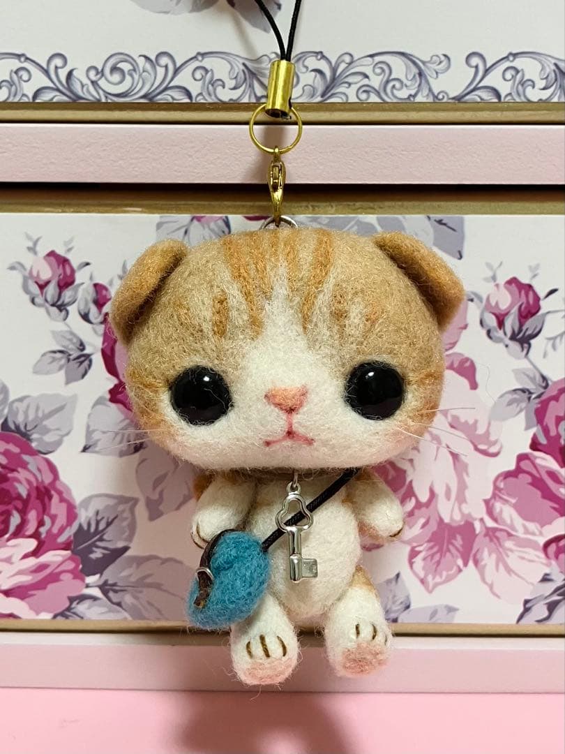 羊毛毡 猫 毛绒玩具 作家熊 作家毛绒玩具 艺术家熊