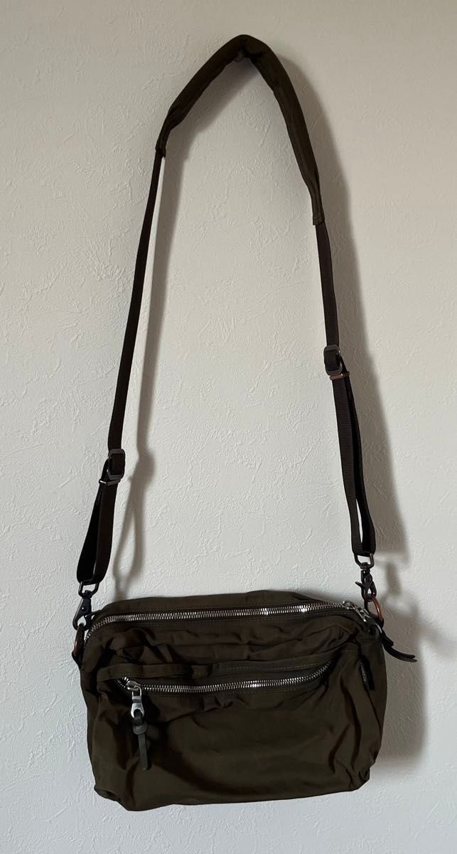 STANDARD SUPPLY 斜挎包 卡其色 尼龙 迷你斜挎包 橄榄绿