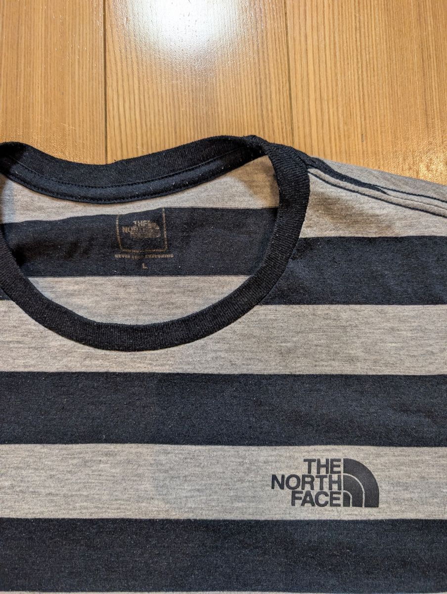 THE NORTH FACE The North Face 条纹短袖T恤 灰色×藏青色 M~L码
