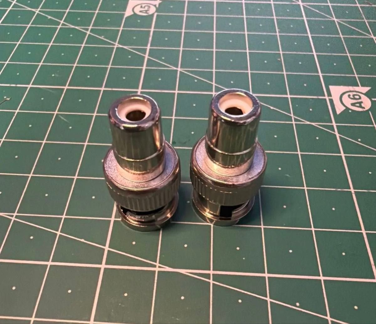 新品2件套 BNC 公头 RCA 母头 转换连接器 适配器