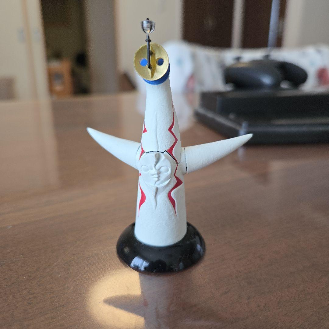 Tower of the Sun Figure by Kaiyodo Gacha