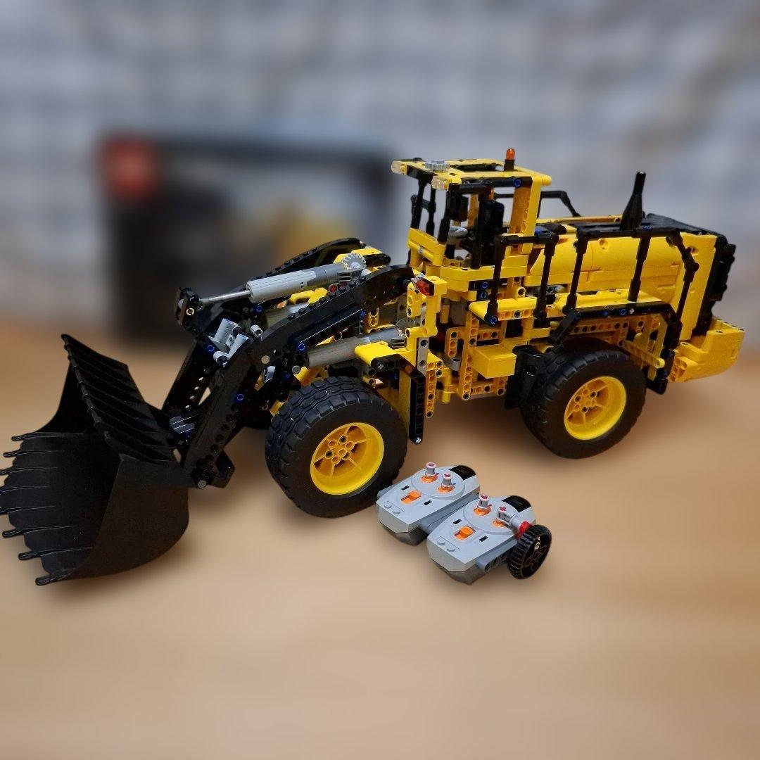 LEGO Technic 42030 Volvo L350F 轮式装载机