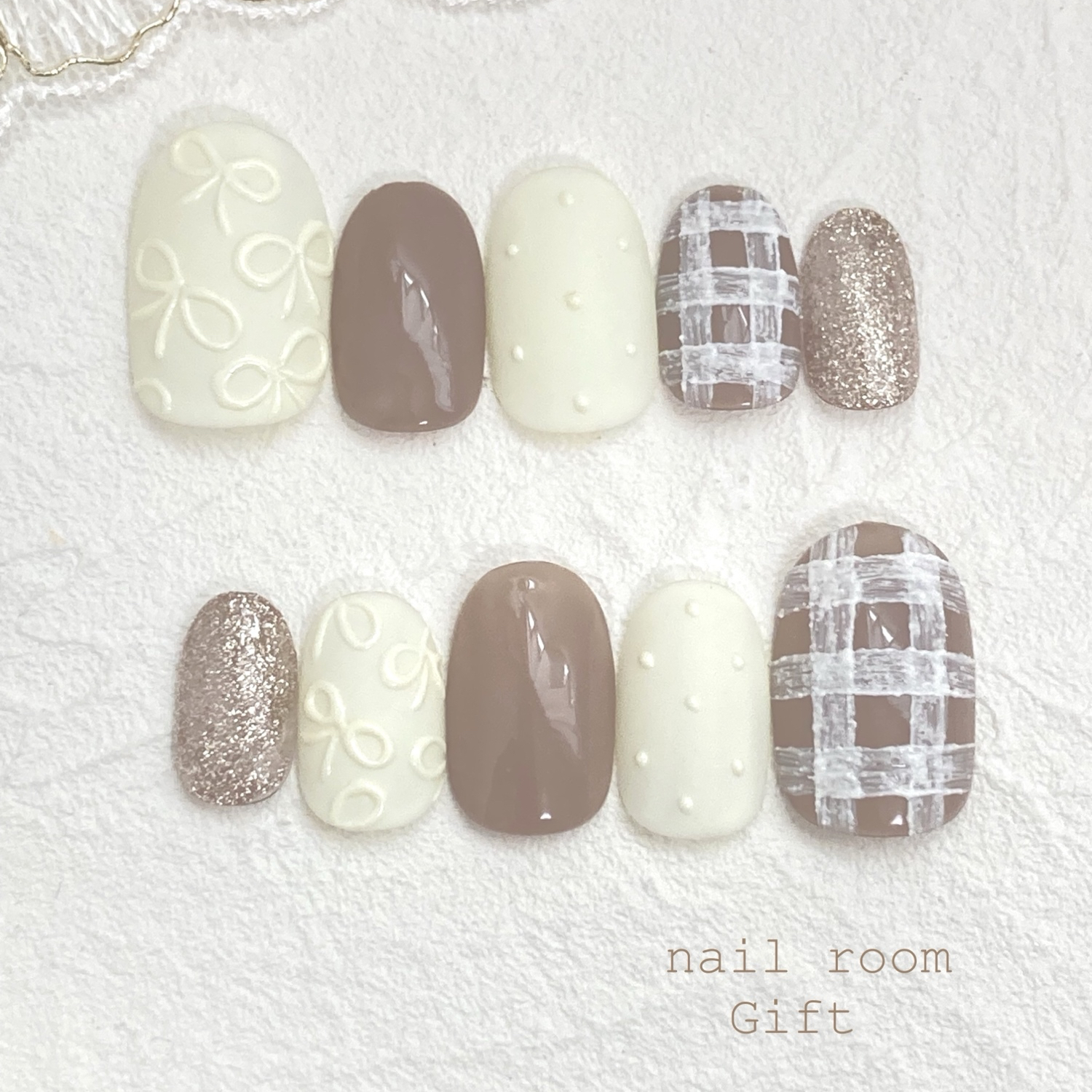 🤍Ribbon and dot relief nail, ribbon nail, dot nail, spring nail, plump nail, graduation ceremony nail, entrance ceremony nail, kindergarten graduation, school enrollment, adult cute, check nail, white, gray