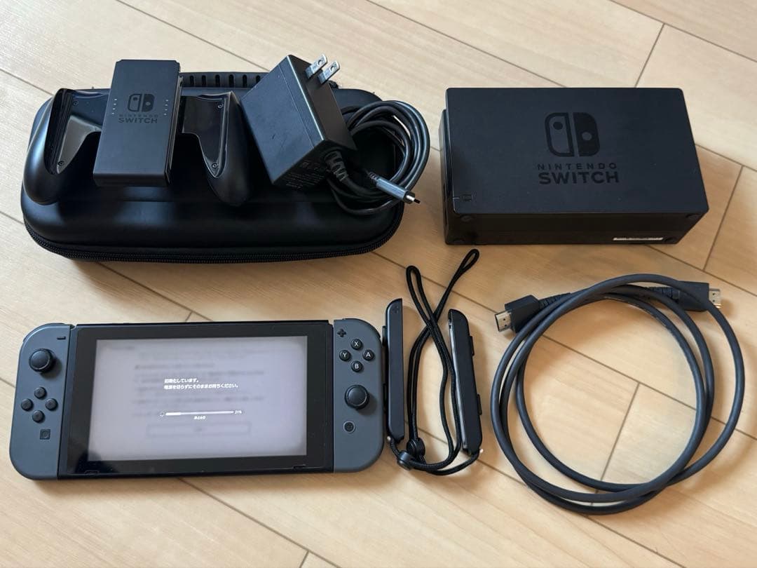 Nintendo Switch 主机 灰色