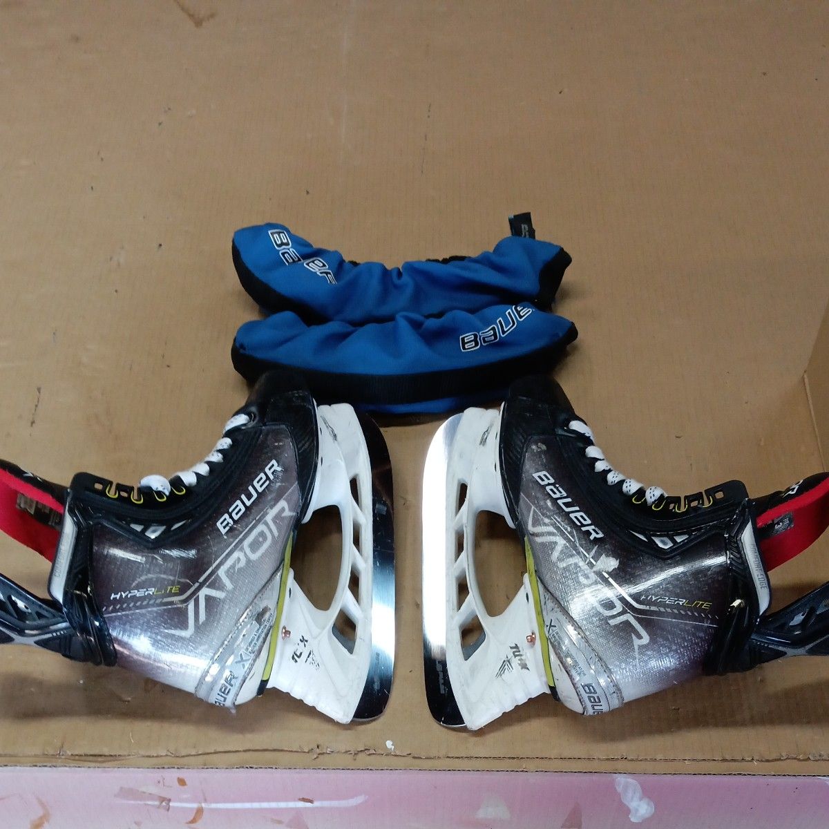 BAUER VAPOR HYPERLITE 4.5 Fit3冰球鞋带溜冰鞋的二手货