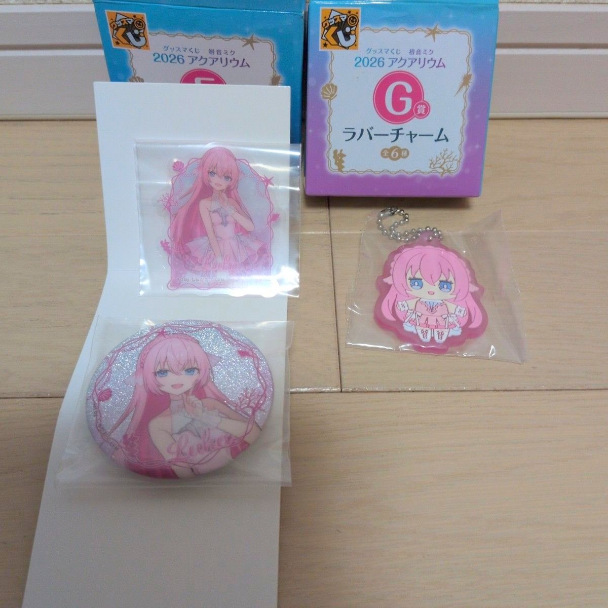 GSC抽赏 初音未来 2026 水族馆 F奖 闪粉徽章&贴纸套装 G奖 橡胶挂件 巡音流歌 套装