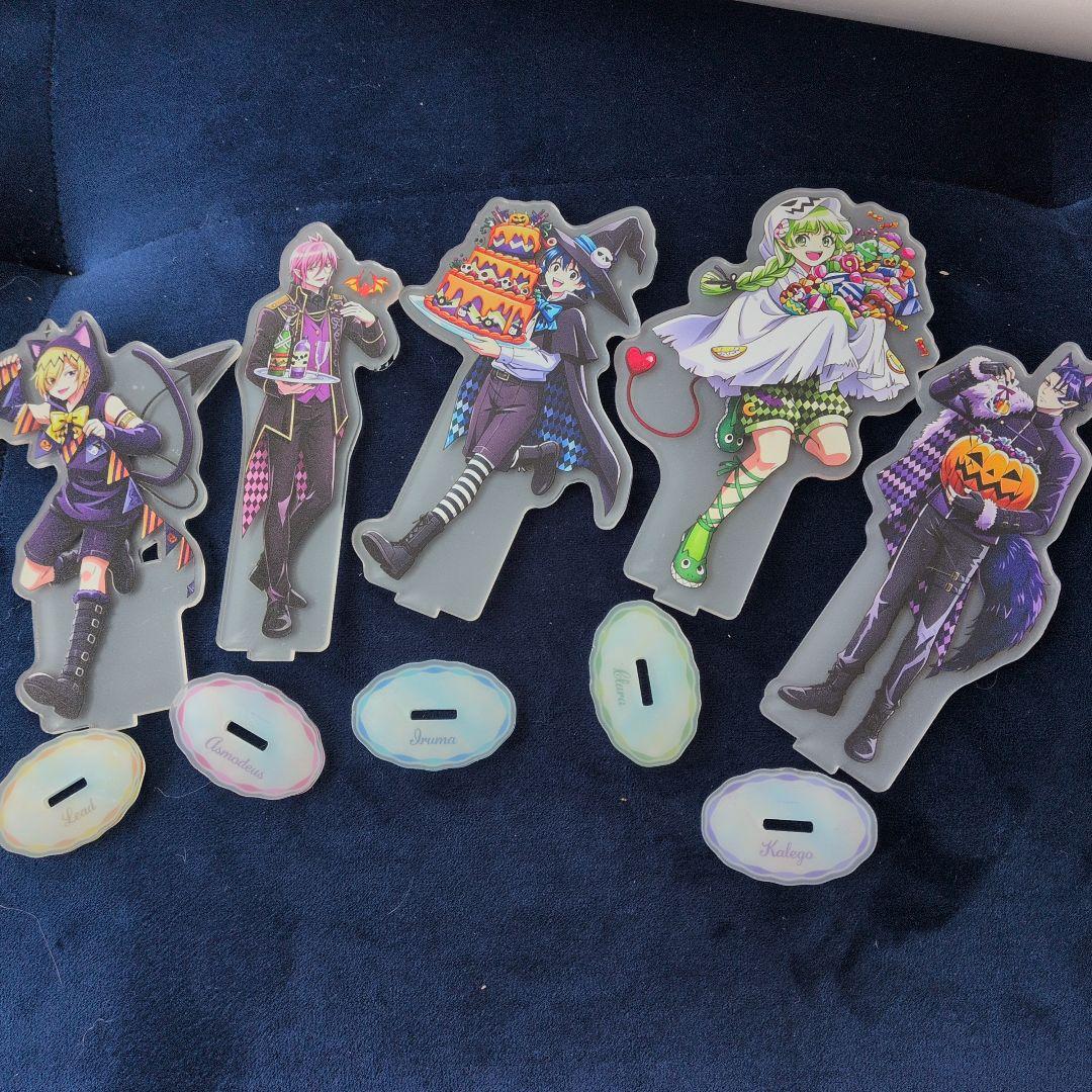 Welcome to Demon School! Iruma-kun Halloween Ver. Extra Large Acrylic Stand