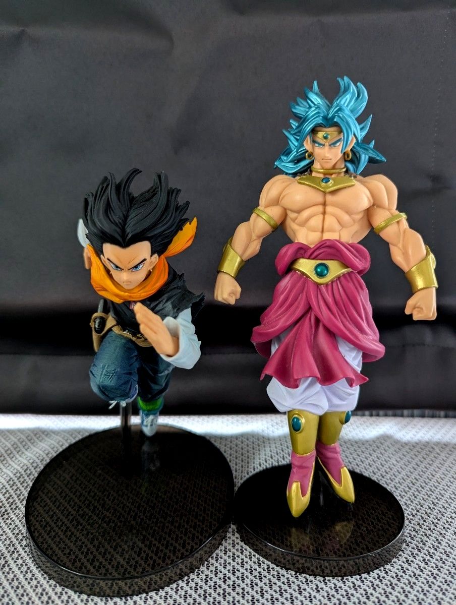 Dragon Ball: Sculpted Tenkaichi Martial Arts Tournament – Android 17 & Broly, 2-Piece Set