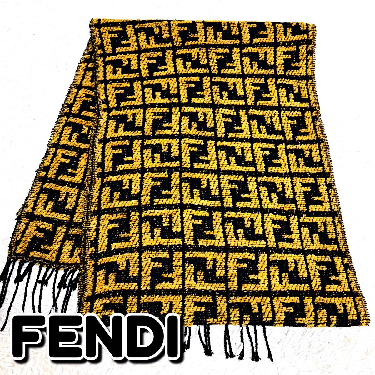 毛茸茸●FENDI●芬迪●围巾●祖卡图案●金色●满版图案●意大利制造●黑色●披肩●男士●女士●