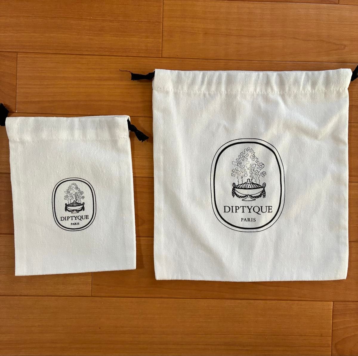 diptyque 迪普蒂克 品牌标志束口袋 化妆包 2件套装