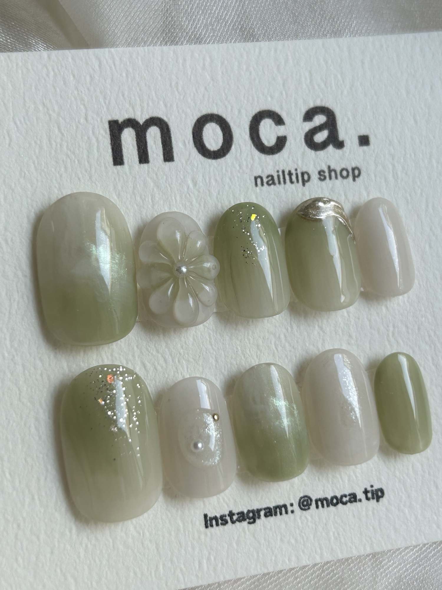 【 NO.63 】Green Nuance Nail Nail Tips