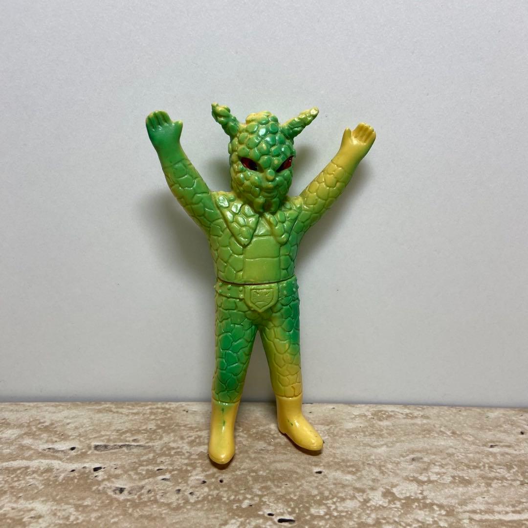 POPPY Armadillo Long Kamen Rider Soft Vinyl 7937