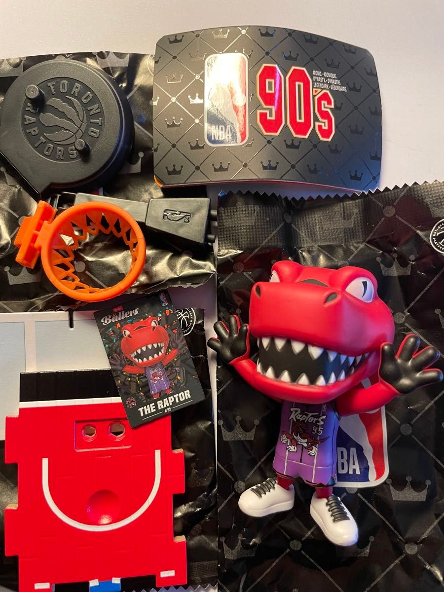 NBA BALLERS 90's THE RAPTOR Raptor