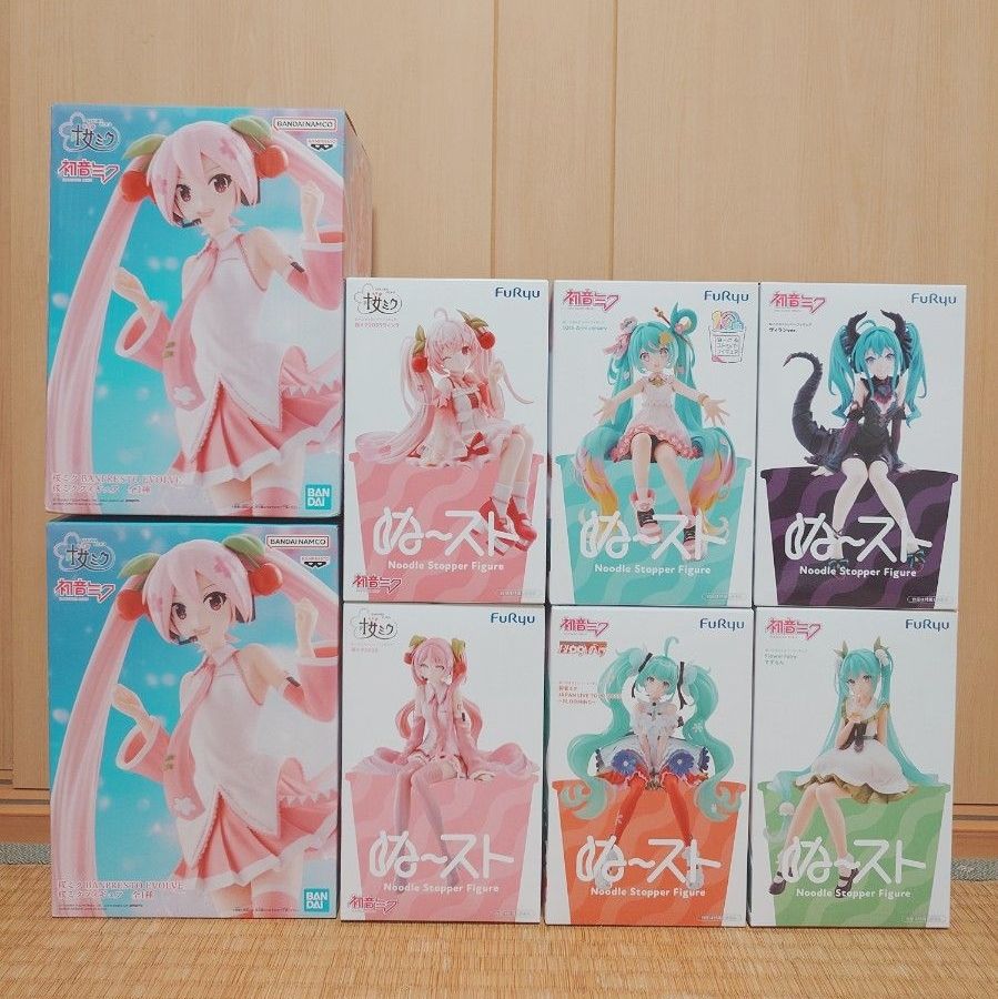 初音未来 樱花未来 人偶8个套装