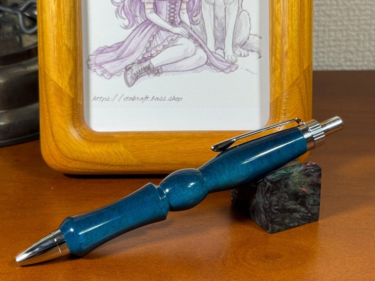 Wolf Nest Wooden‑Barrel Pen Flora II Line, Ginkgo Wood, Stabilized Wood, 28