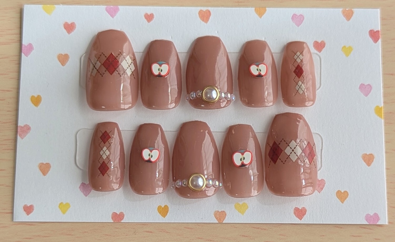 Argyle apple nail tips