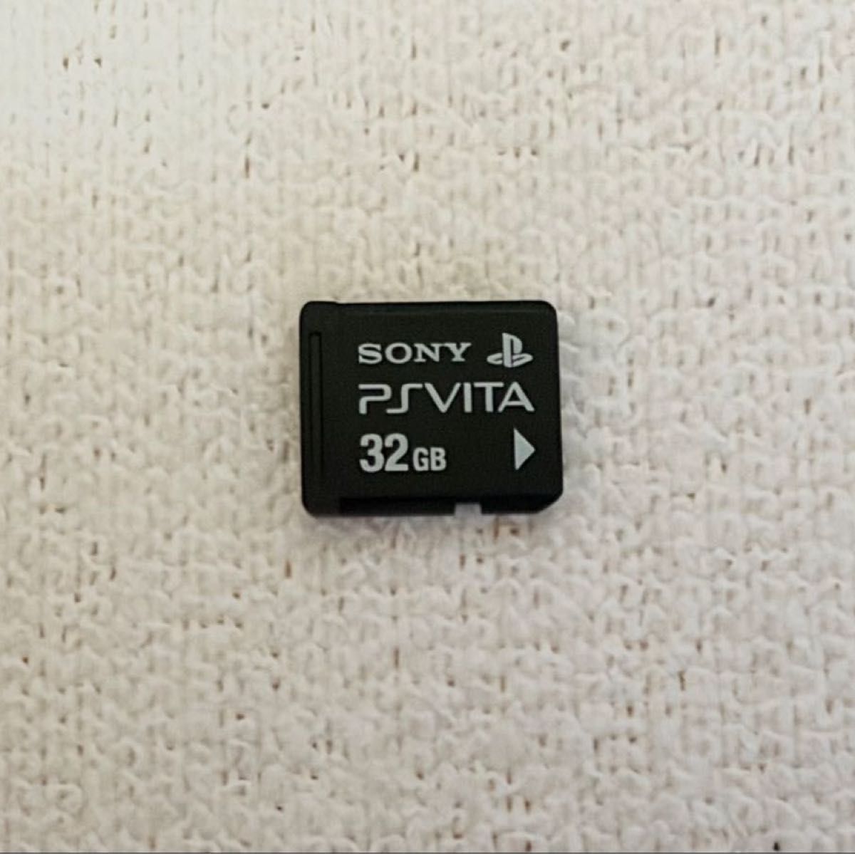 【运行未确认】PS Vita专用存储卡 32GB ＋ 软件3款套装