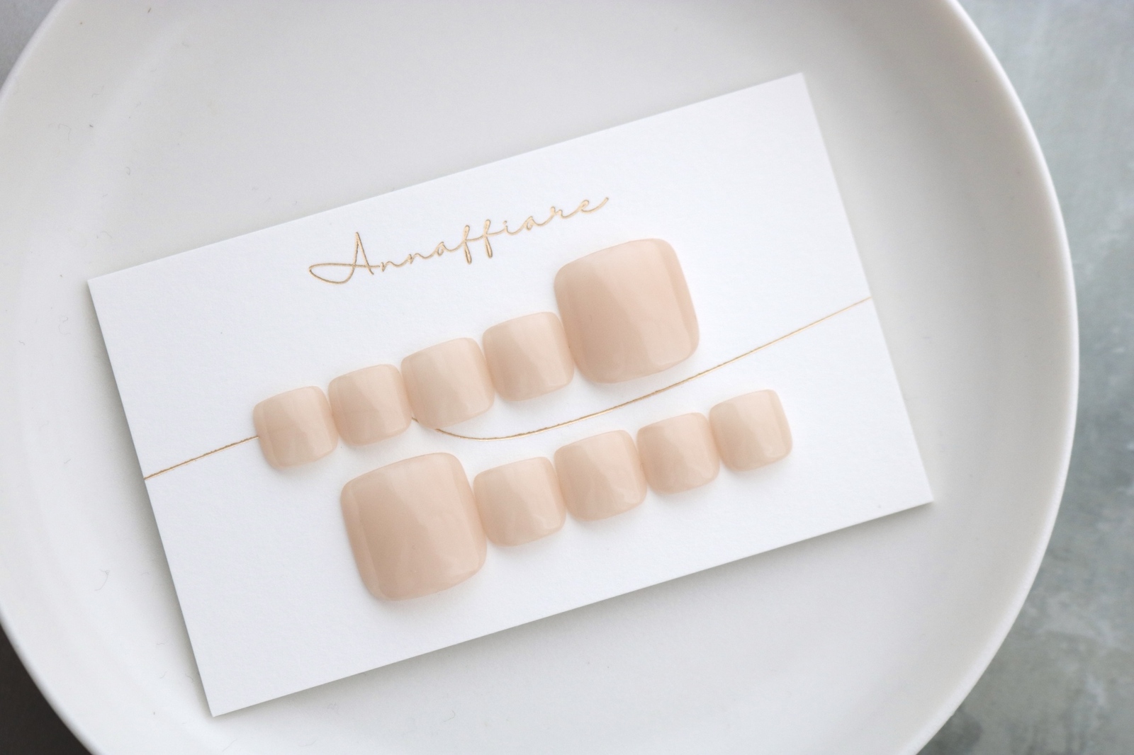 Nude Beige One Color Foot Nail Tip (Fingernail) /Annaffiare Foot Pedicure Office Simple Shooting Clean Skin Color