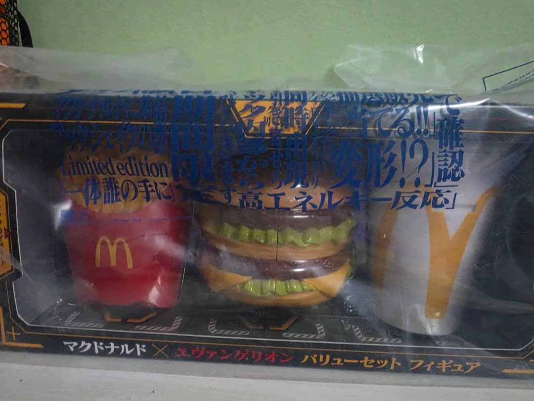 未拆封 麦当劳 × 新世纪福音战士 价值套装 手办