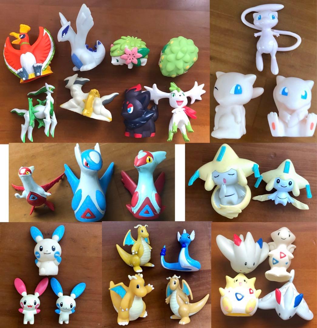 Pokemon MonColle Monster Collection Pokemon Kids Finger Dolls 27-Piece Set