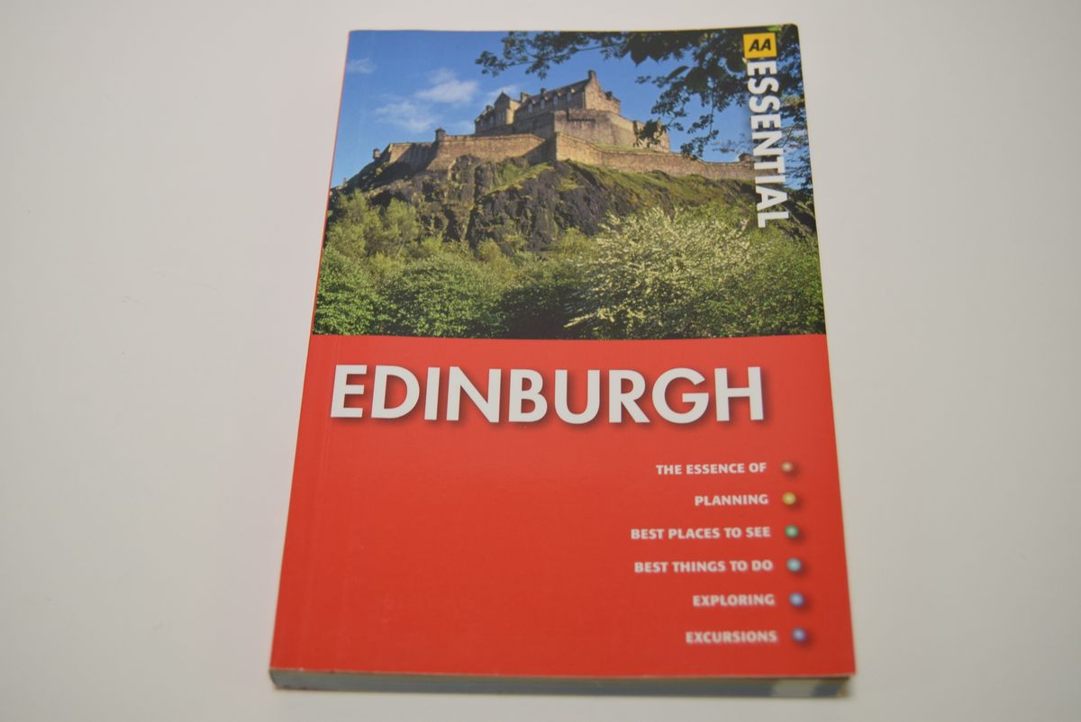 二手外文书指南|AA Essential Edinburgh|爱丁堡旅游指南|英国AA出版