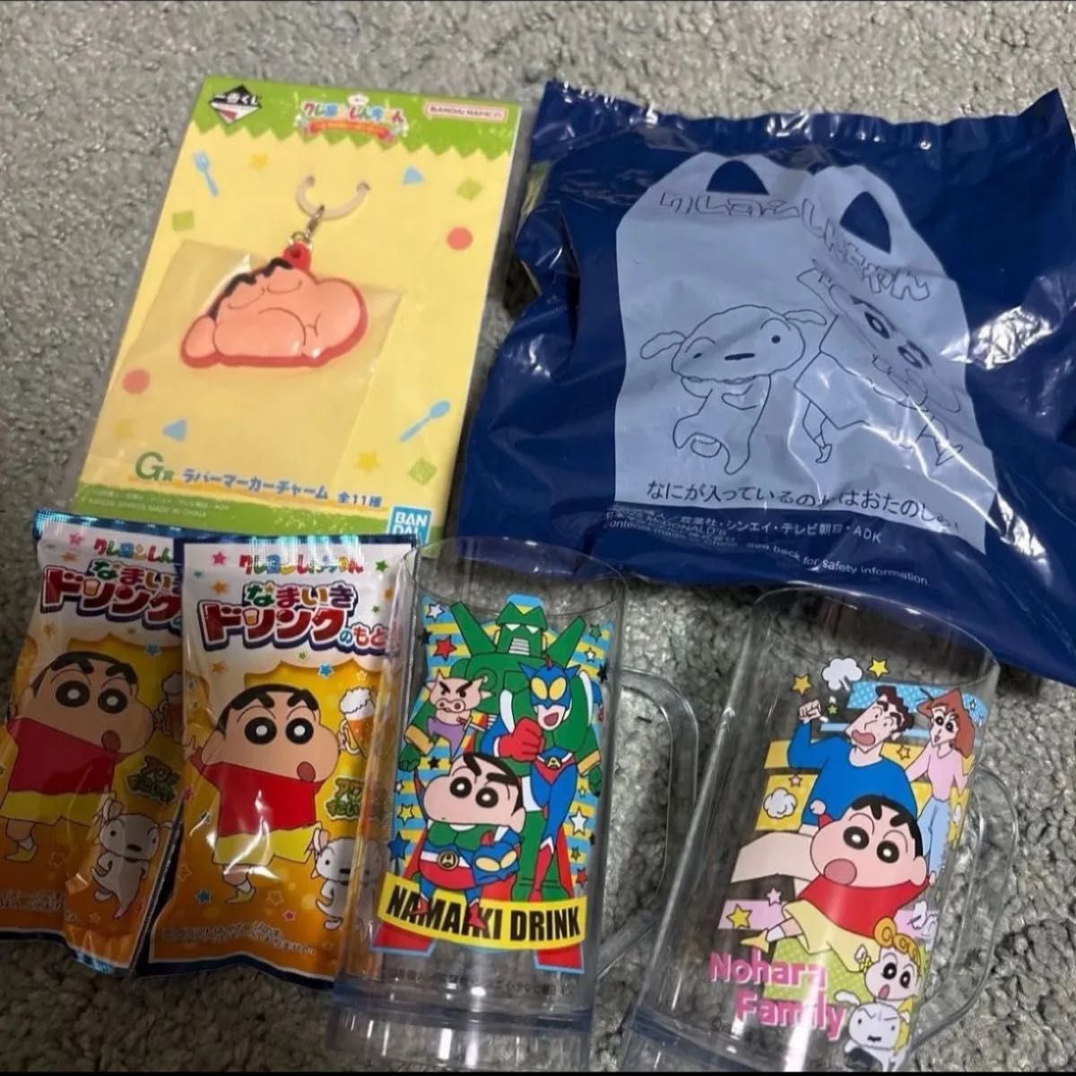 Crayon Shin-chan Goods Set