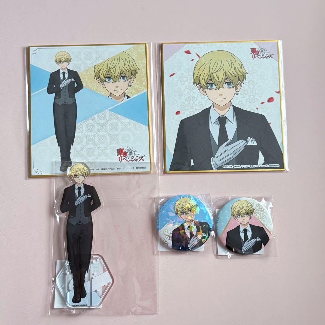 Tokyo Revengers Butler Costume Acrylic Stand Bonus Can Badge Color Paper Chiaki Manjiro