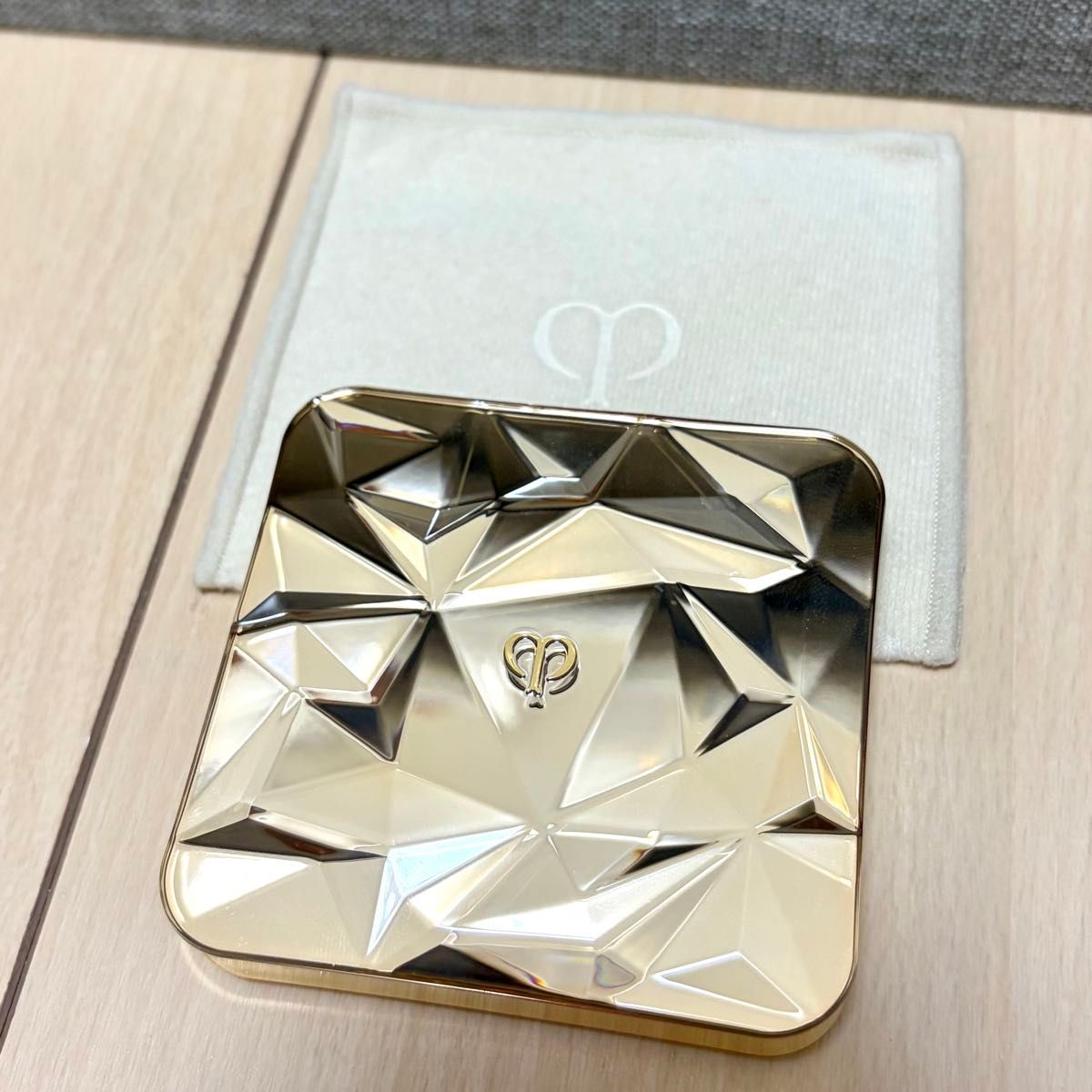 【美品】creed pobotel leos decla21号面部颜色高光