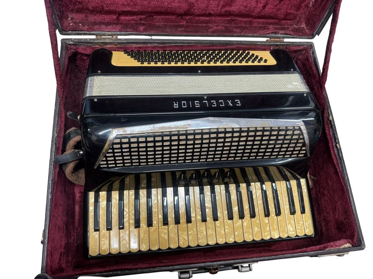 Excelsior 手风琴 EXCELSIOR 400 黑色