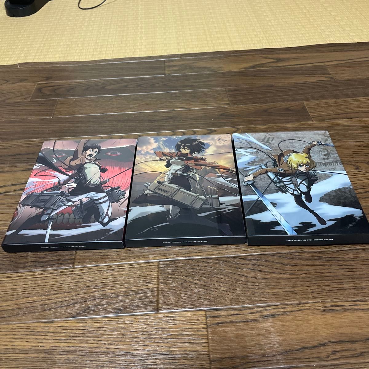 【初回限定版】进击的巨人 Season1 Blu-ray 第1卷～第3卷套装