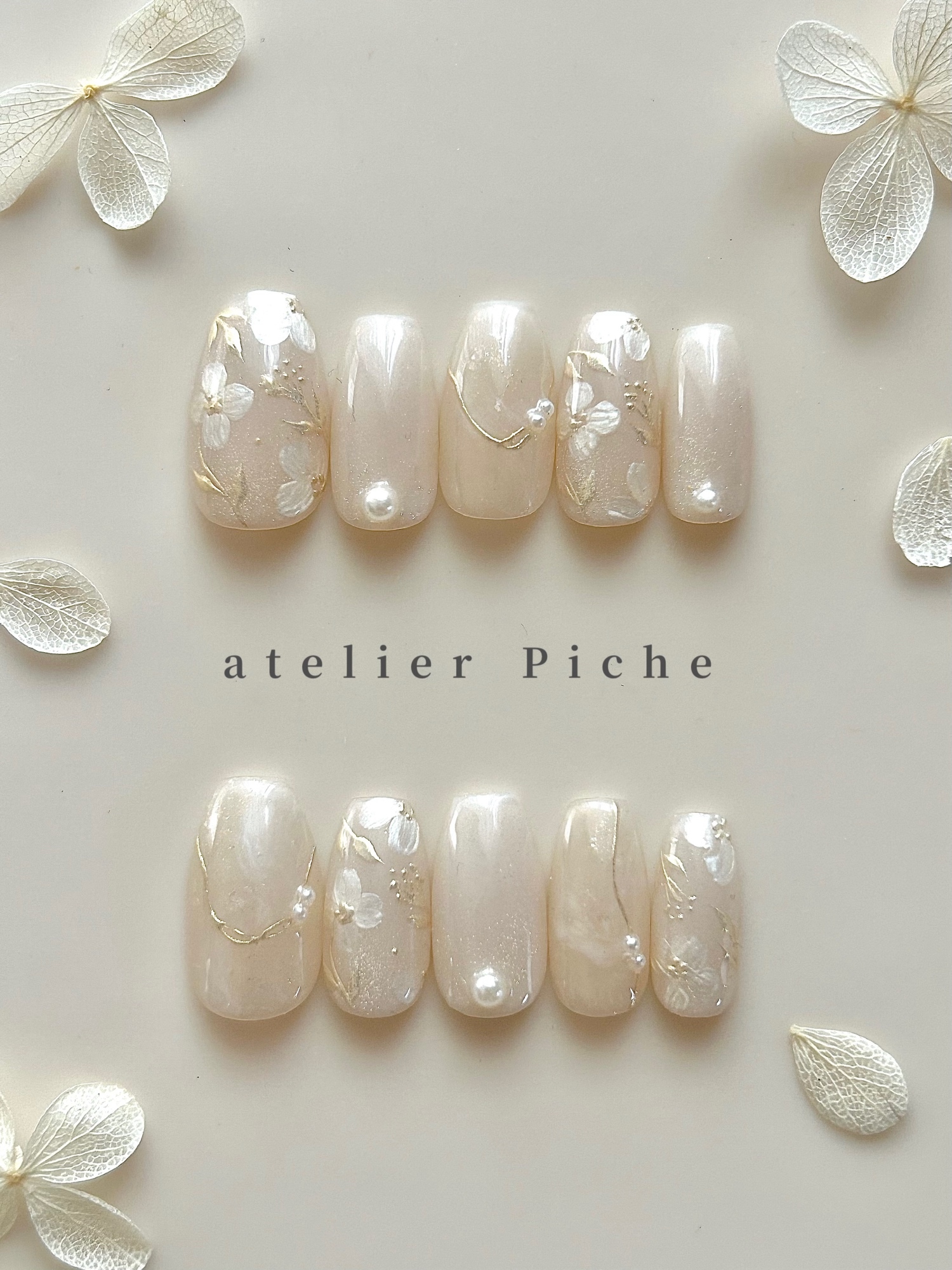 【Popular Design 🕊️ Nail Tips White Flower Botanical Pearl Wedding Dress Bridal
