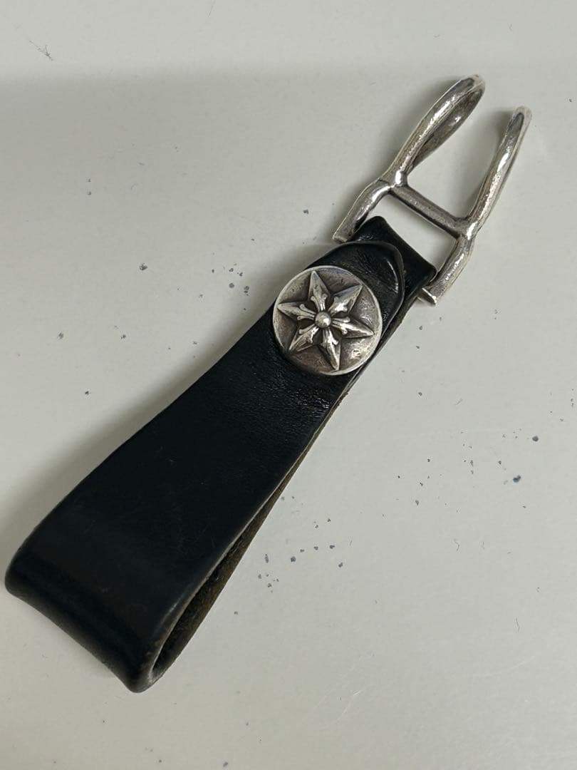 CHROME HEARTS W形腰带环 星型按钮