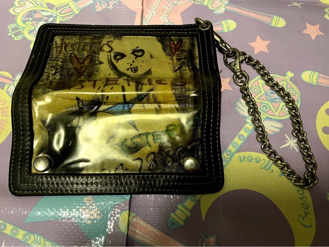 带歇斯底里魅力长钱包链