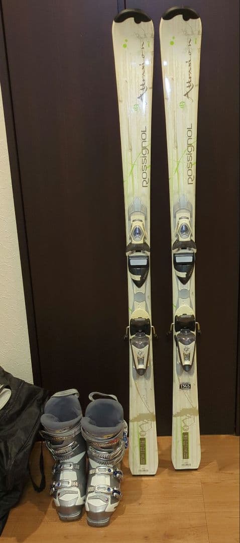 【【优质品】女士滑雪4件套 Rossignol 146cm / Nordica