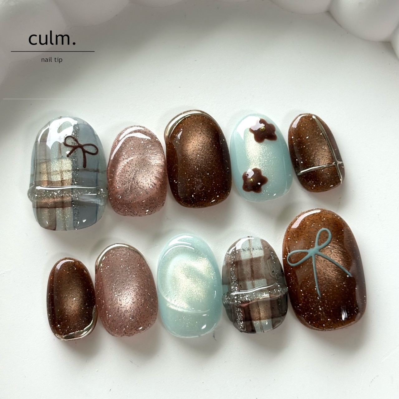 Nail tips with a choice of free gift, No. 511: Ink-inspired brown check nails, brown nails, check nails, blue nails, autumn nails, winter nails, ribbon nails, magnet nails.