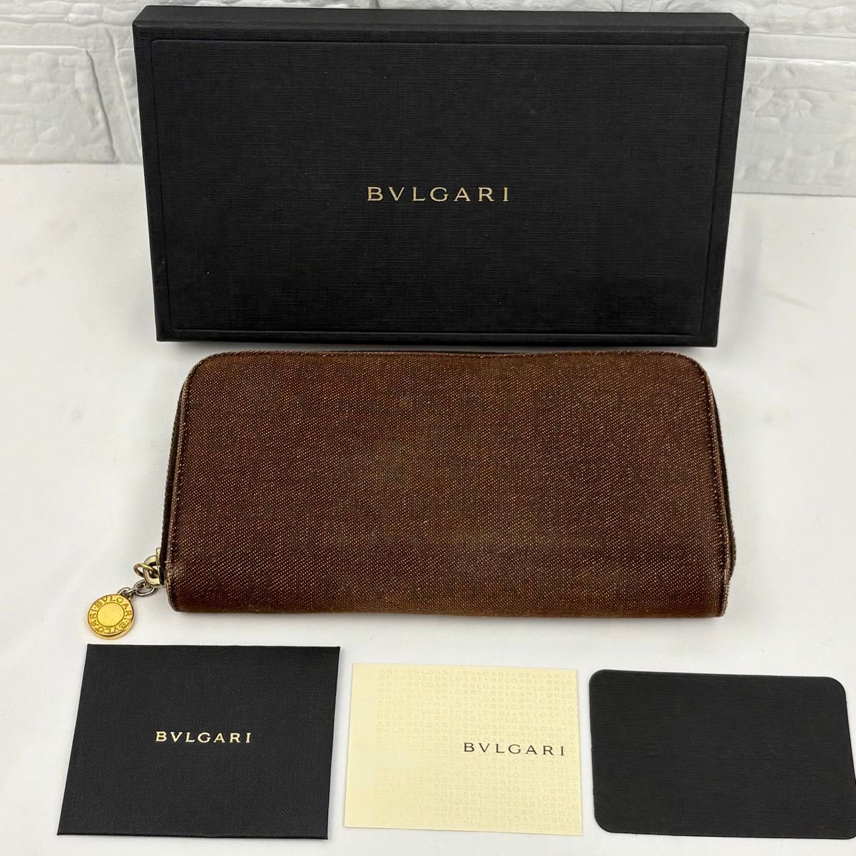 稀有 BVLGARI 宝格丽 钱包 长款钱包 圆形拉链 牛仔布 Logo狂热 棕色 带盒 男女通用 全身图案