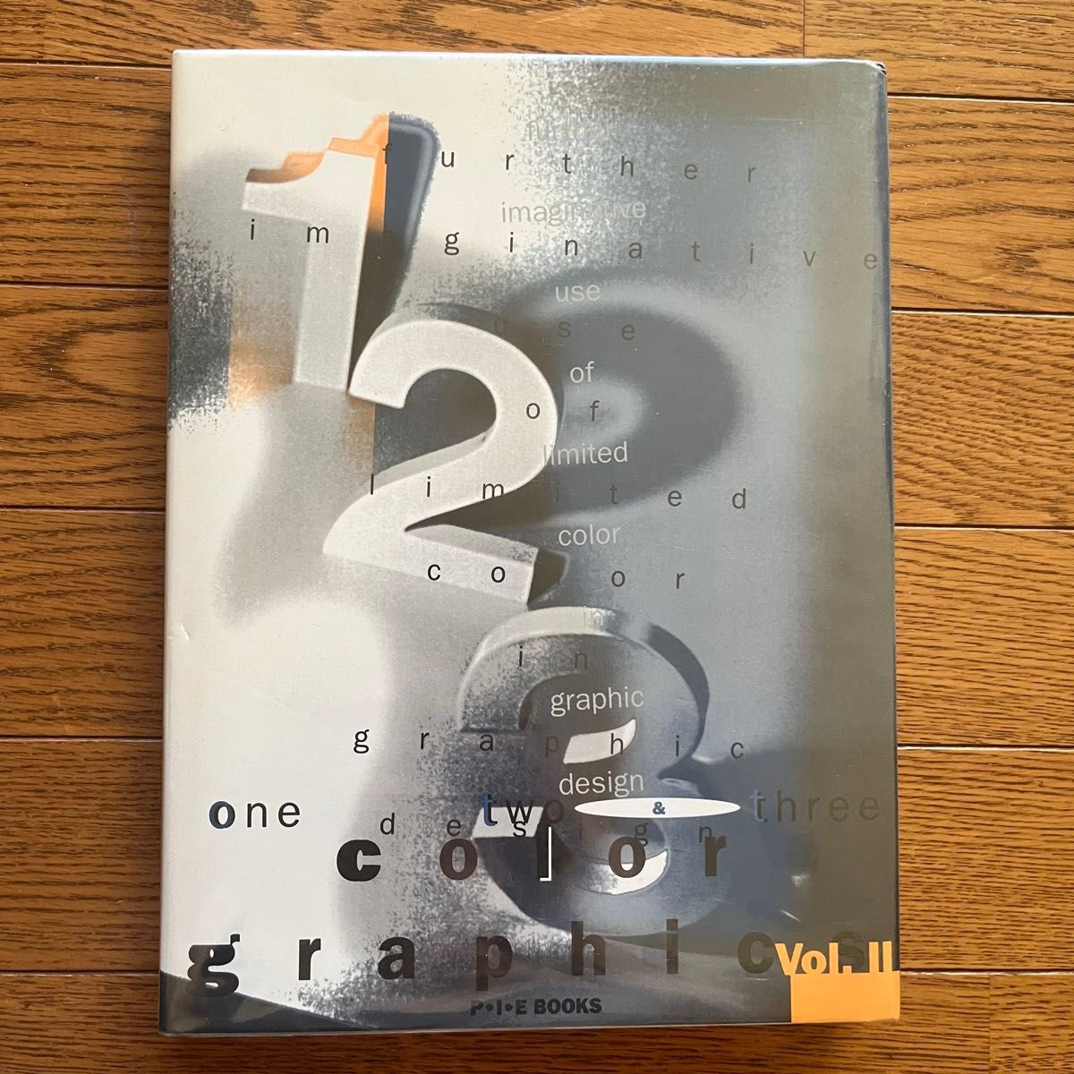 皮埃布克斯 P·I·E BOOKS 1,2&3 COLOR GRAPHICS Vol.2 1·2·3色 图形 2