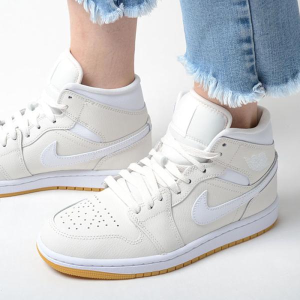 耐克 女款 AIR JORDAN 1 MID 耐克 女款 空气乔丹 中帮 女士运动鞋 米白色 bq6472-021