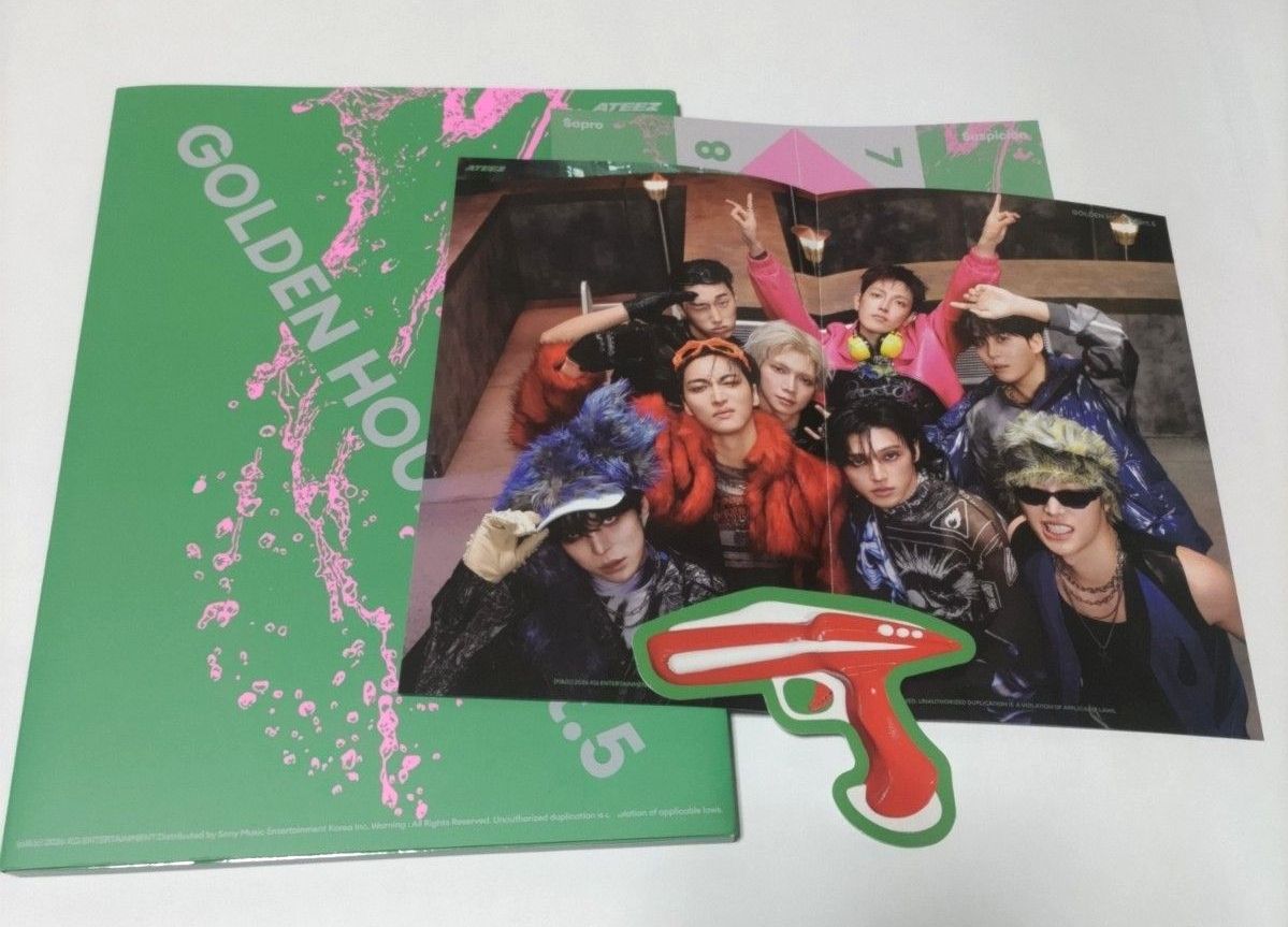 ATEEZ GOLDEN HOUR Part.5 Z版专辑 CD 海报贴纸