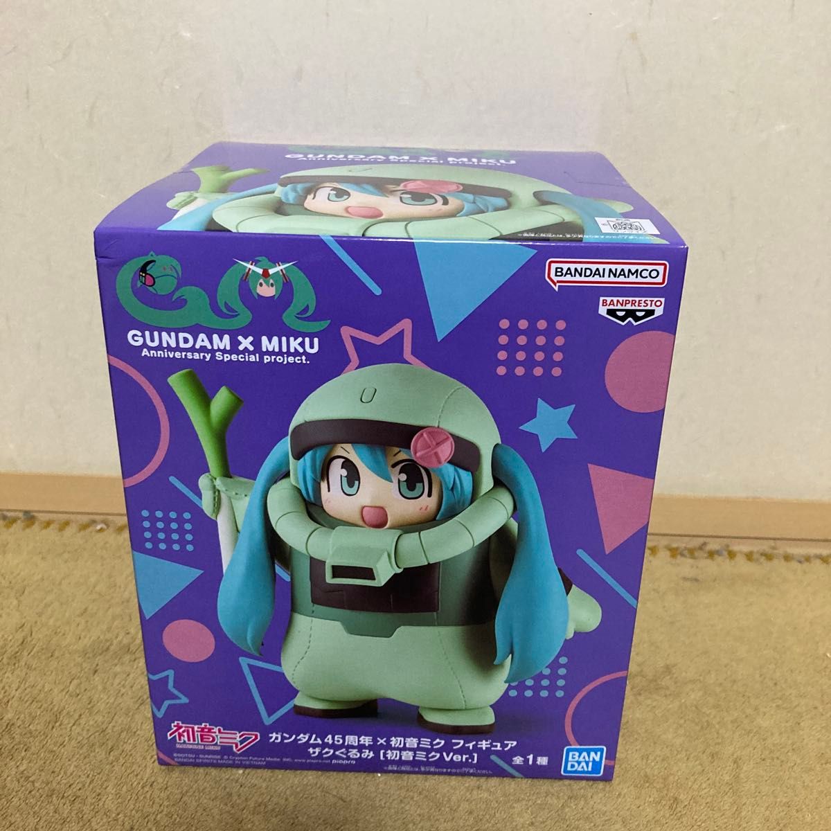 Gundam 45th Anniversary x Hatsune Miku Figure Zaku Plushie Hatsune Miku Ver.